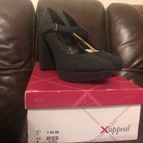 Suede type MARY Jane square heels - Picture 2 of 8